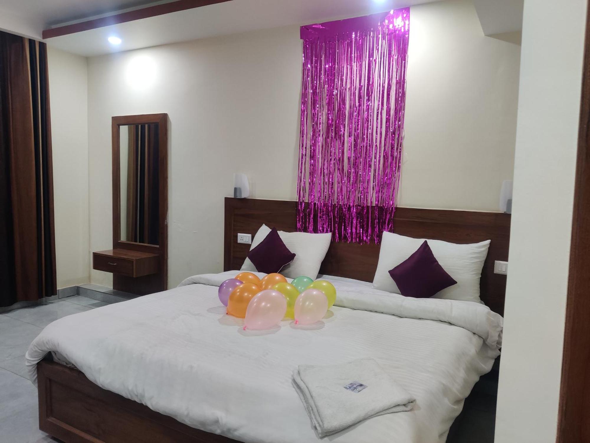 Hotel Hv Nahan Luaran gambar