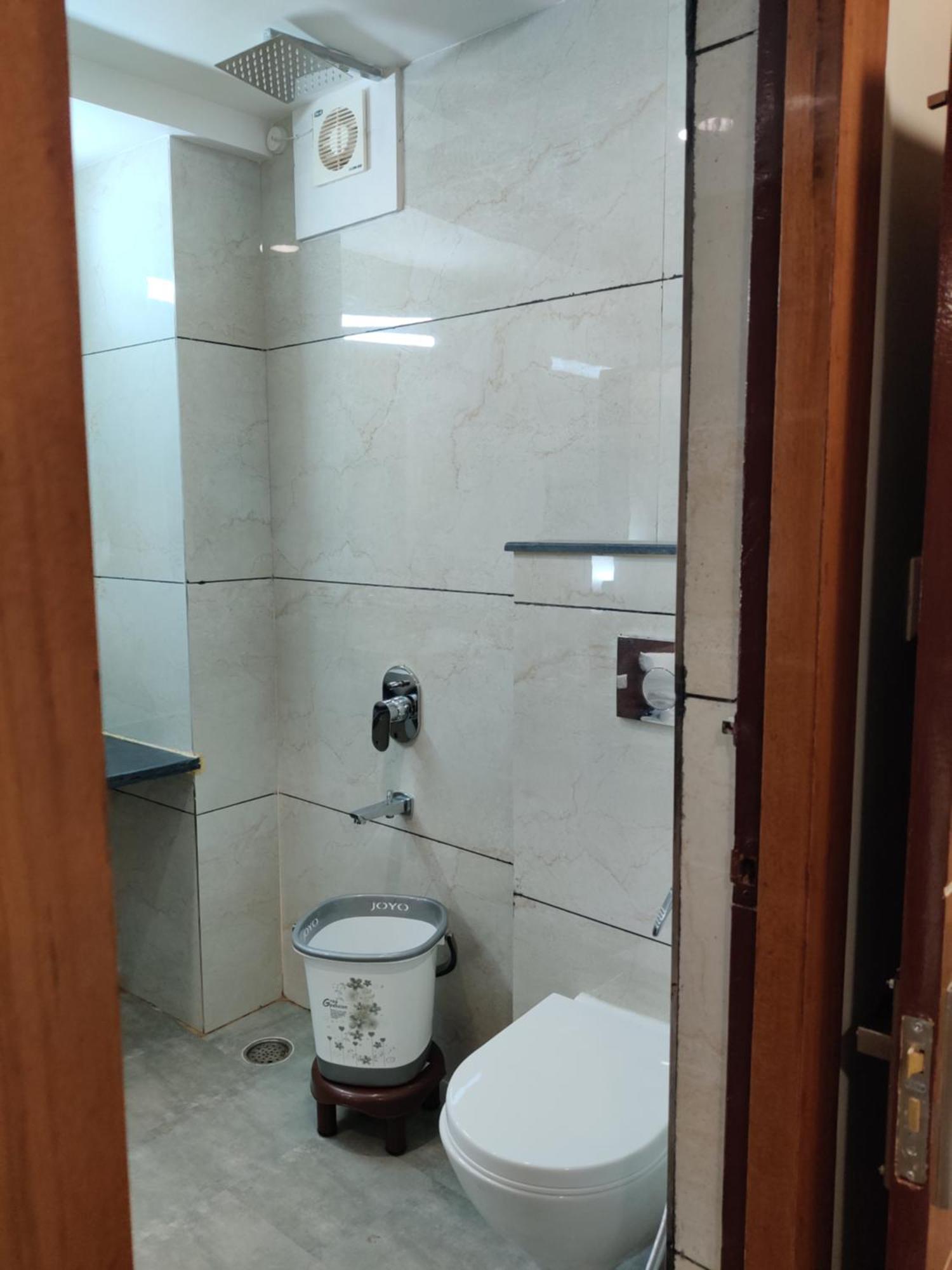 Hotel Hv Nahan Luaran gambar