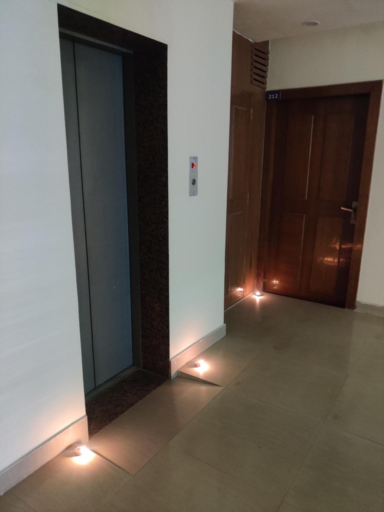 Hotel Hv Nahan Luaran gambar