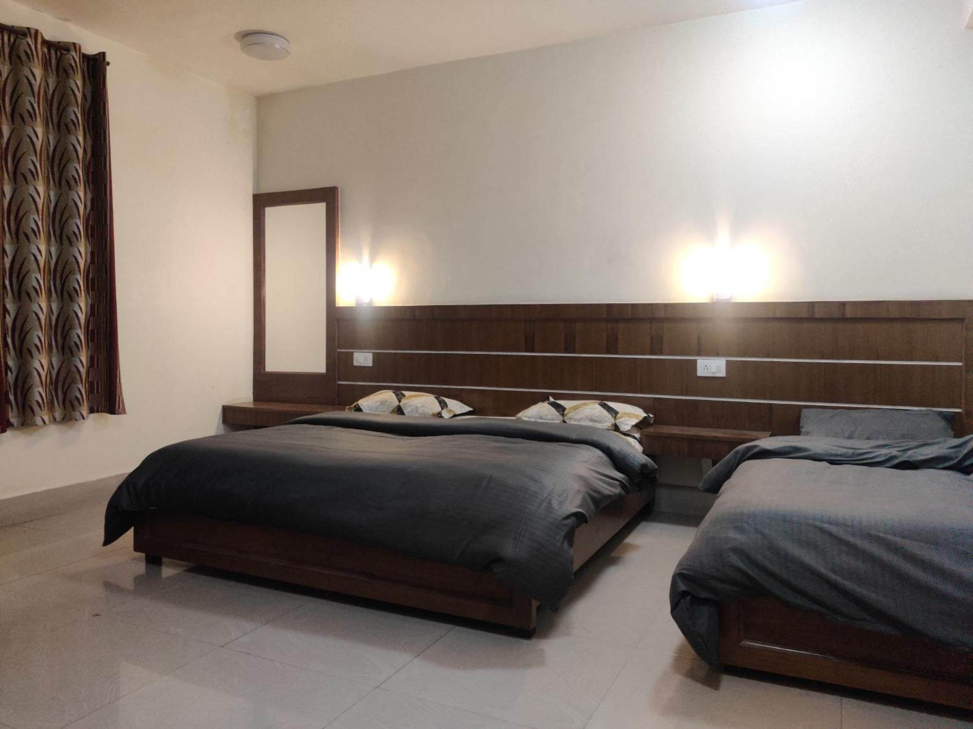 Hotel Hv Nahan Luaran gambar